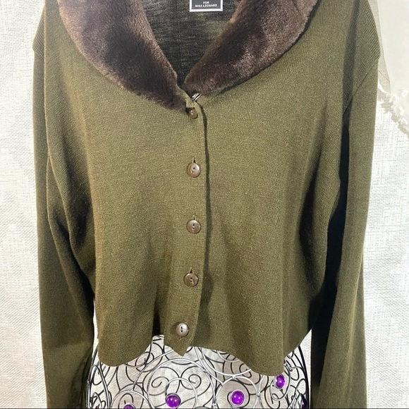 Lennie for Nina Leonard faux fur collared button up sweater size L - Picture 3 of 8